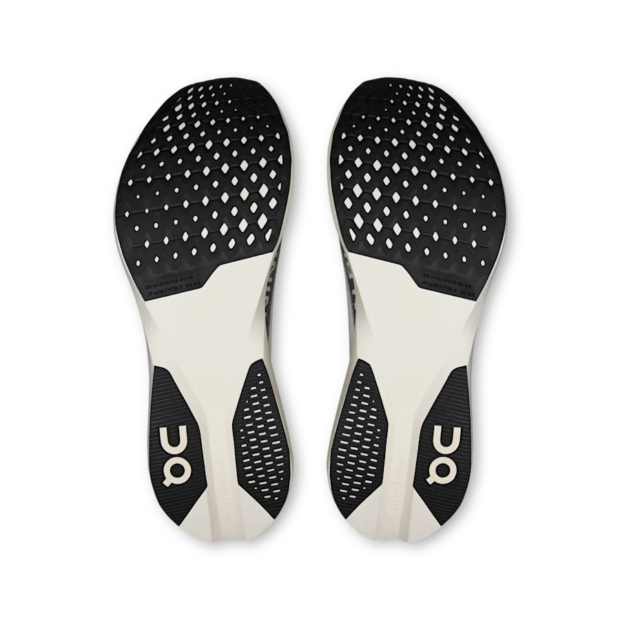 LightSpray Cloudboom Strike coloris White | Black — vue 3